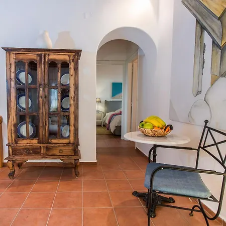 Psarou Heights Villa Mykonos Town
